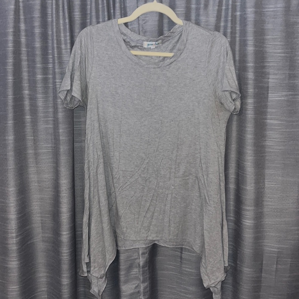Grace & Lace ribbed tee sz L